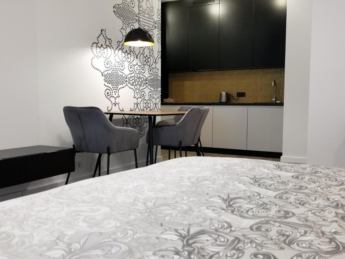 Come&Stay Apartments Wola Varsovia Exterior foto